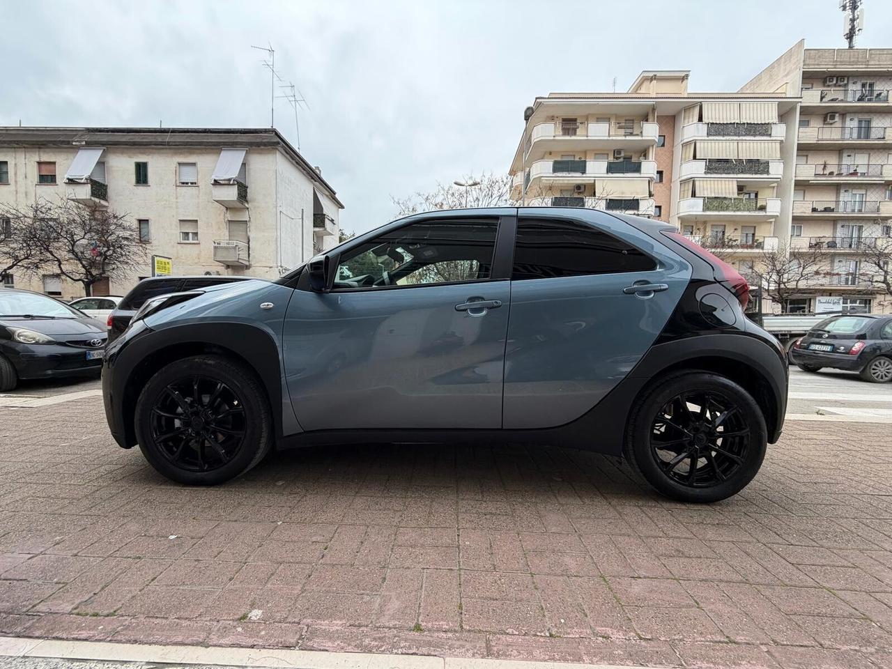 Toyota Aygo X 1.0 VVT-i 72 CV 5 porte Lounge