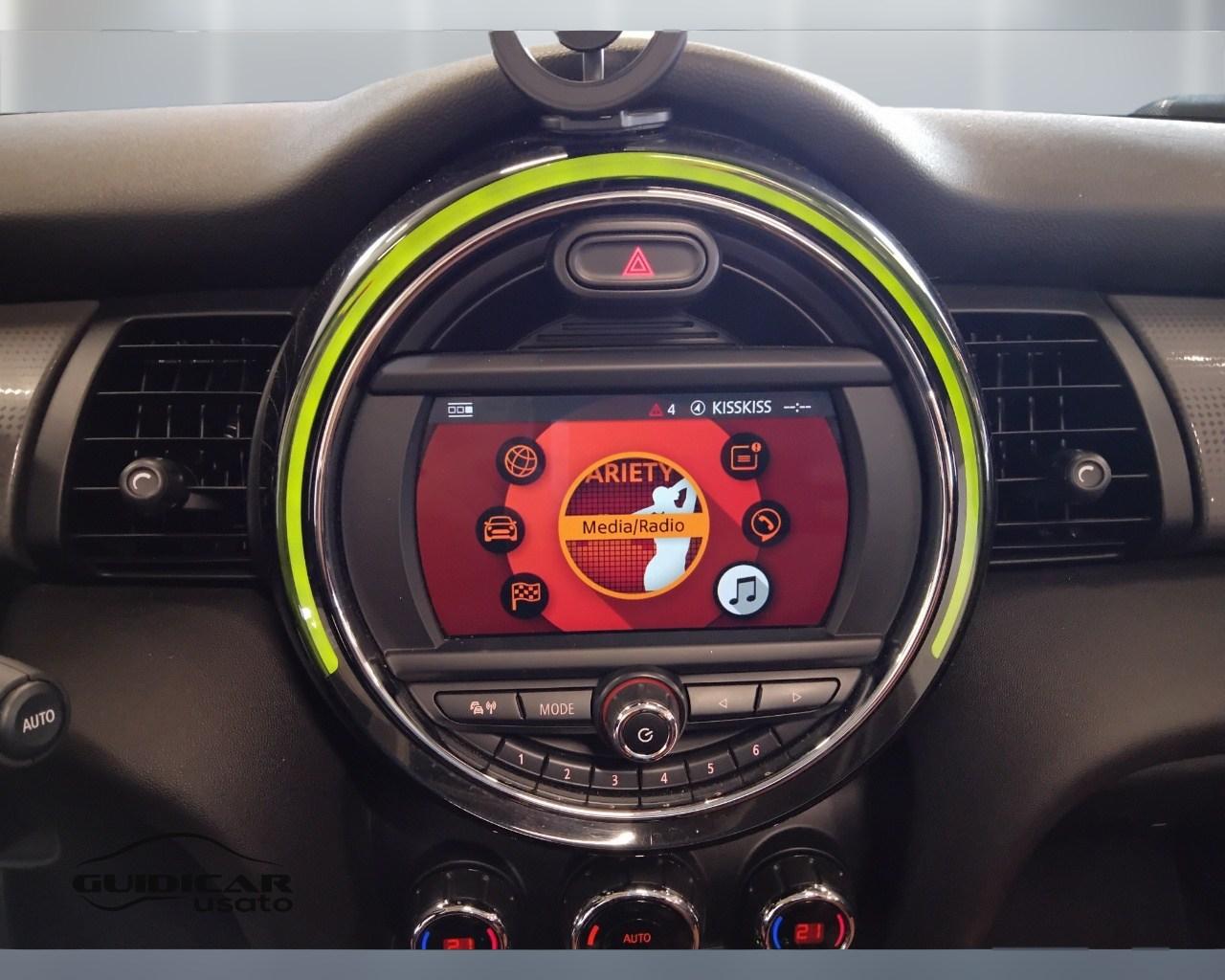 MINI Mini IV F57 2018 Cabrio - Mini Cabrio 1.5 Cooper auto