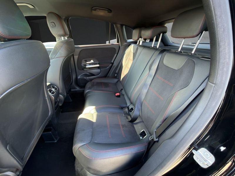 Mercedes-Benz GLA GLA 180 d Automatic Premium