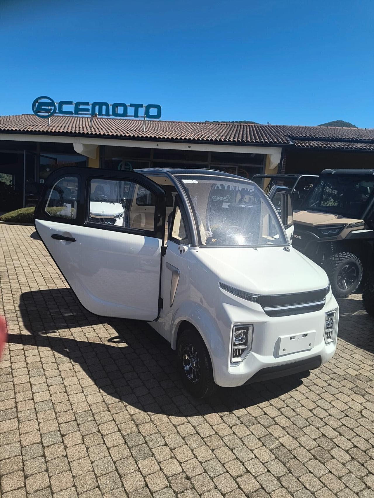 CABINATO SCOOTER anziani SENZA PATENTE SENZA PATENTINO