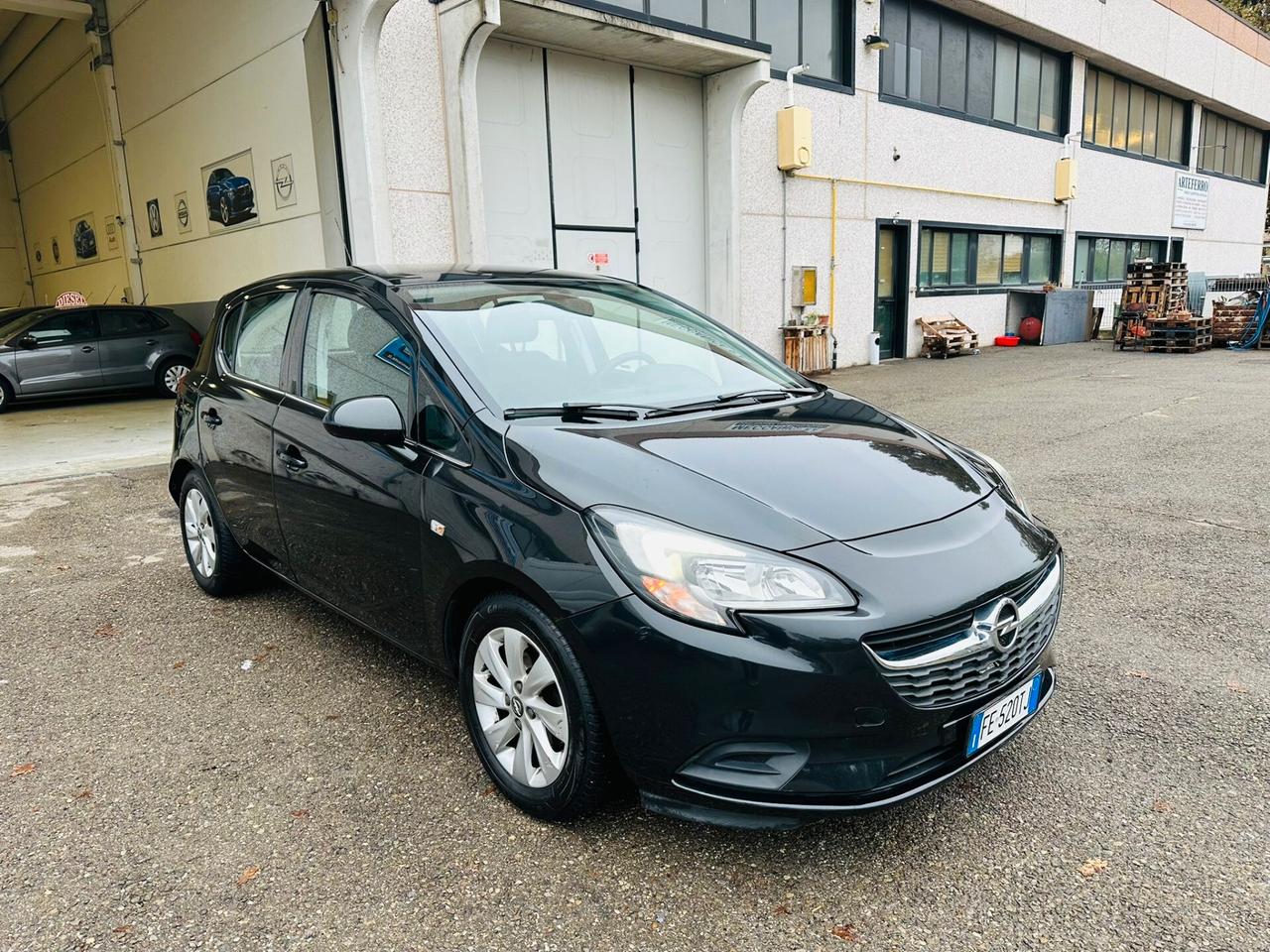 Opel Corsa 1.4 90CV GPL Tech 5 porte b-Color