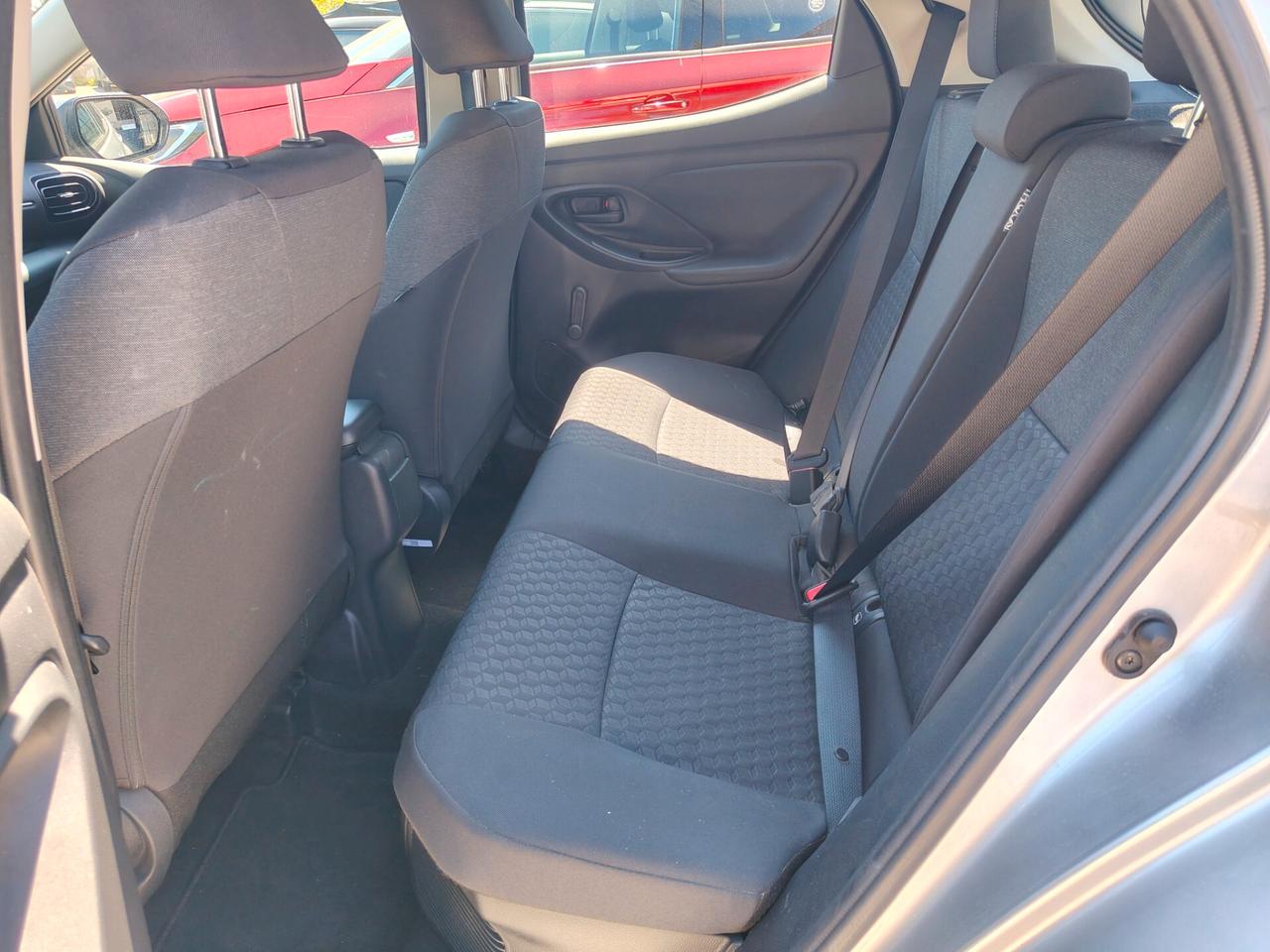 Toyota Yaris 1.5 Hybrid 5 porte SOLO 35000KM **PREZZO REALE **