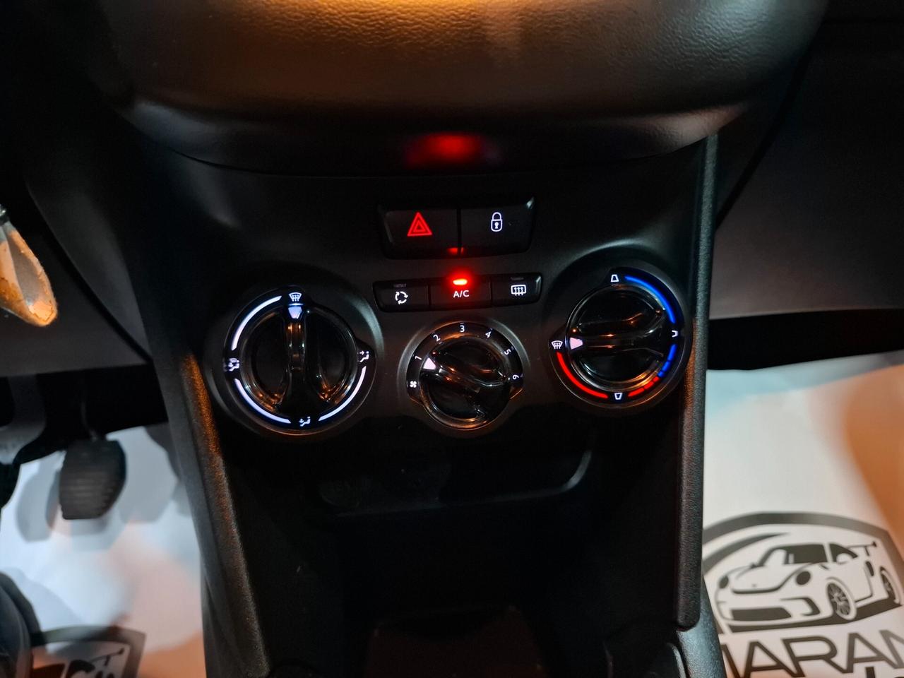 Peugeot 208 1.2 benzina NEOPATENTATO