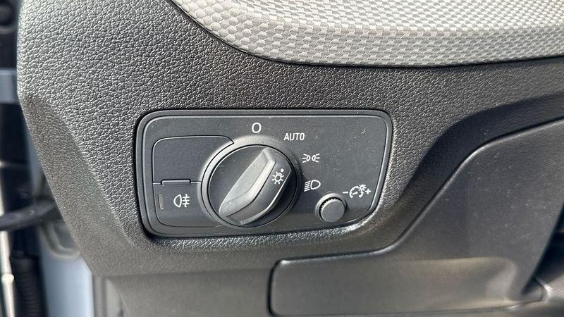Audi Q2 I 2021 30 2.0 TDI Business S tronic