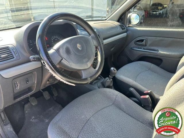 RENAULT Clio 1.2 16V 5 porte Confort