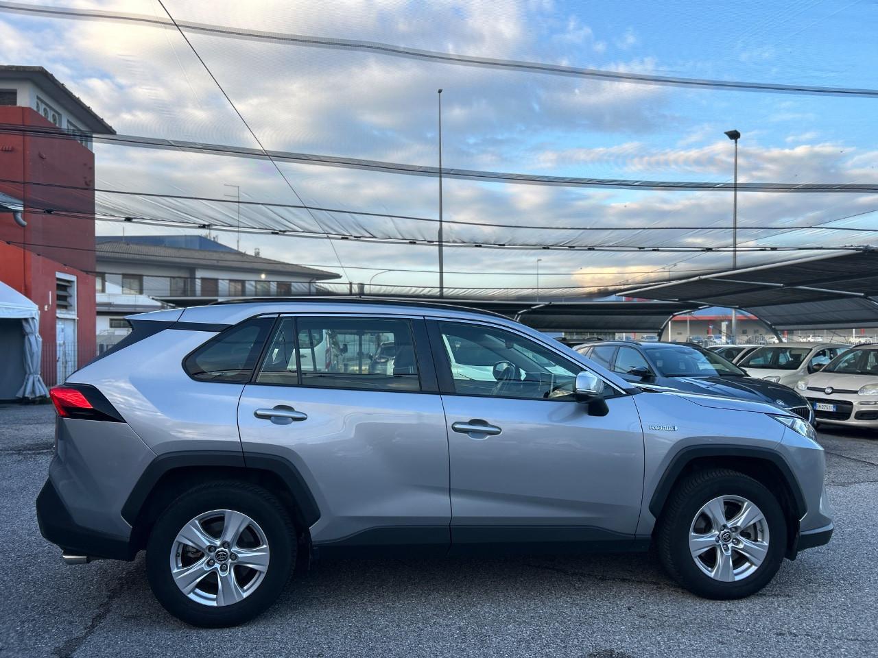 Toyota RAV4 2.5 vvt-ie h awd-i 222cv e-cvt