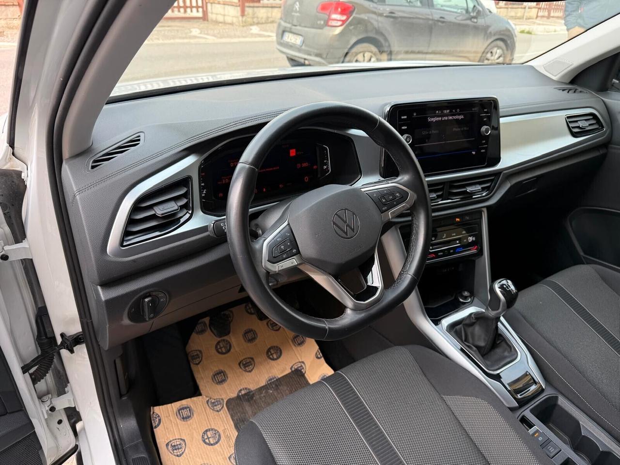 Volkswagen T-Roc 2.0 TDI 115cv 2023 UNICA