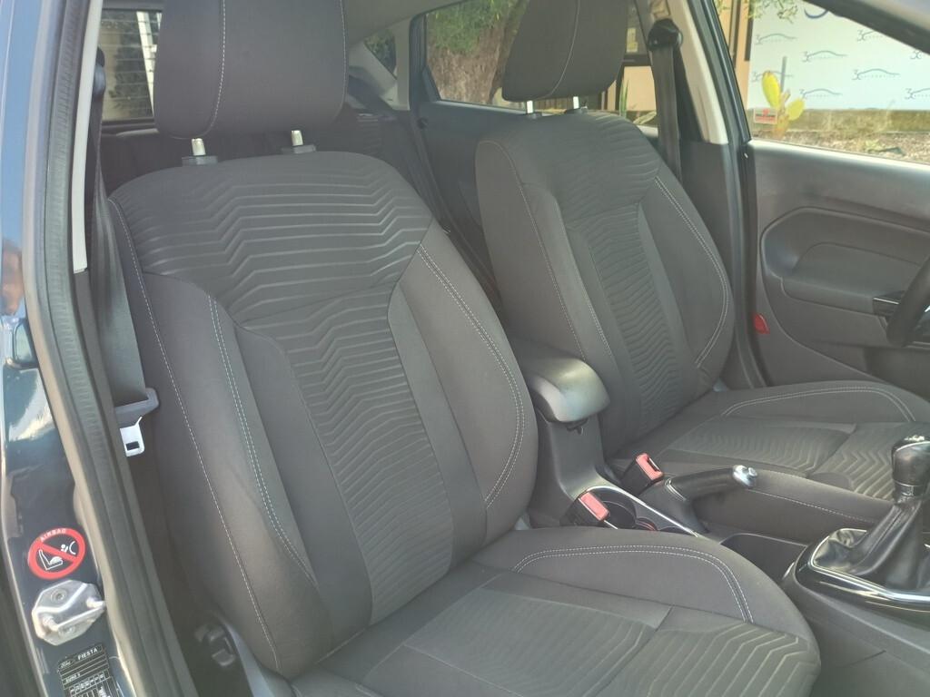 Ford Fiesta 1.4 5p. Bz.- GPL Titanium