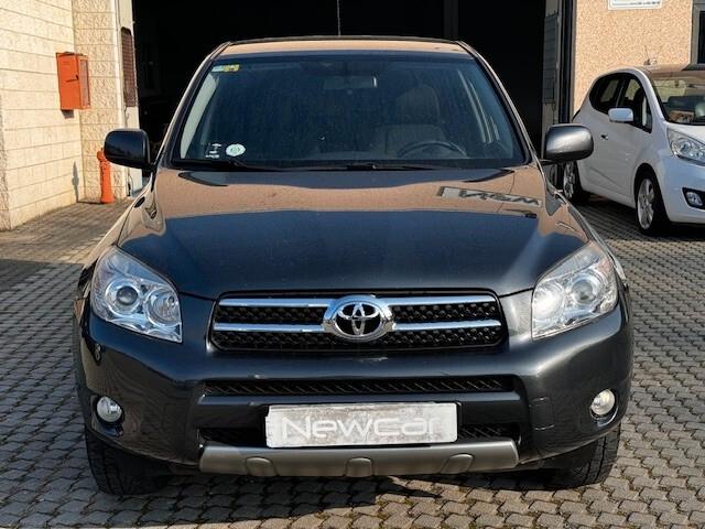 Toyota RAV 4 RAV4 2.2 D-4D 136 CV DPF Sol