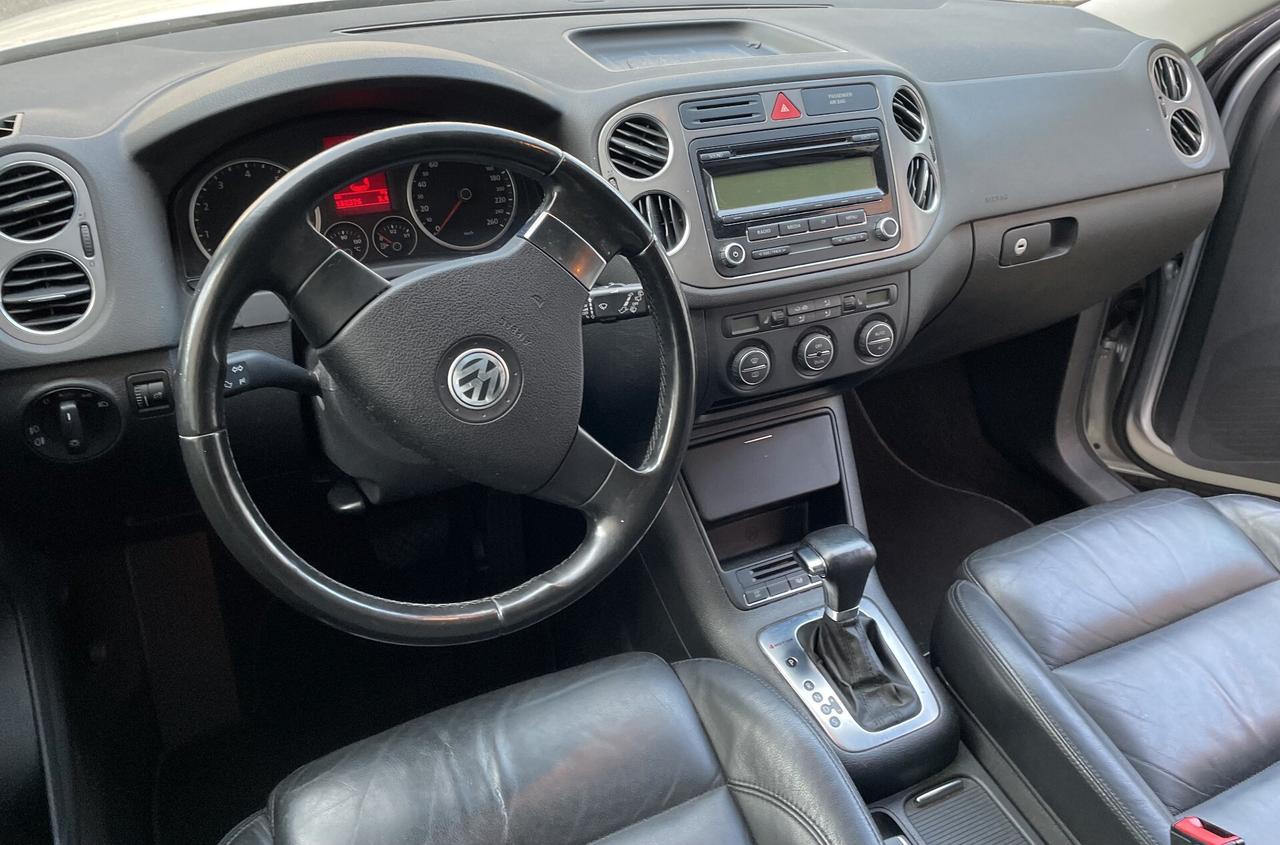 Volkswagen Tiguan 2.0 TSI tiptronic Sport & Style (18°)