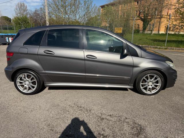 MERCEDES-BENZ B 180 CDI Chrome senza nessun lavoro da fare