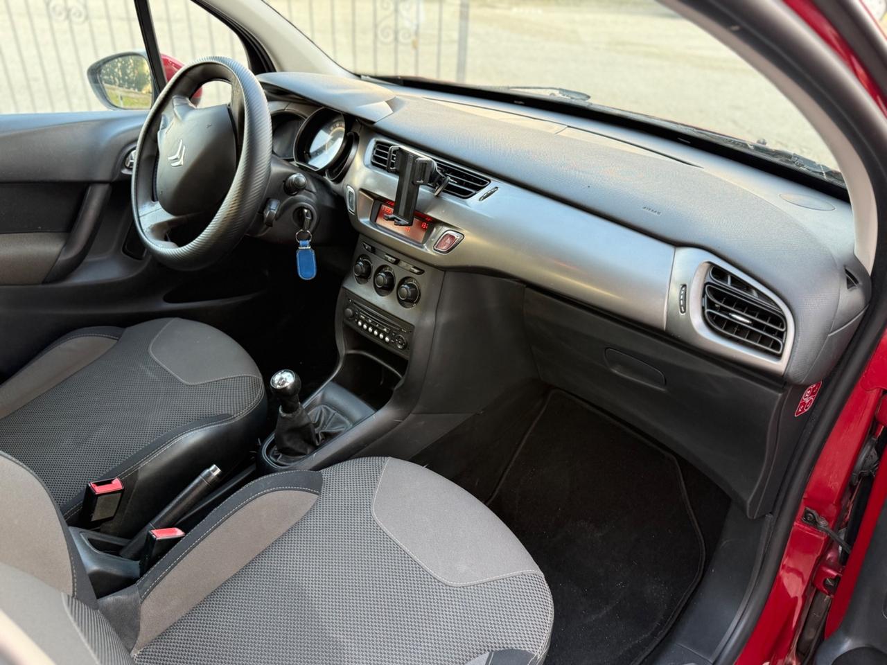 Citroen C3 1.2 BENZINA 82 CV NEOPATENTATI 2015