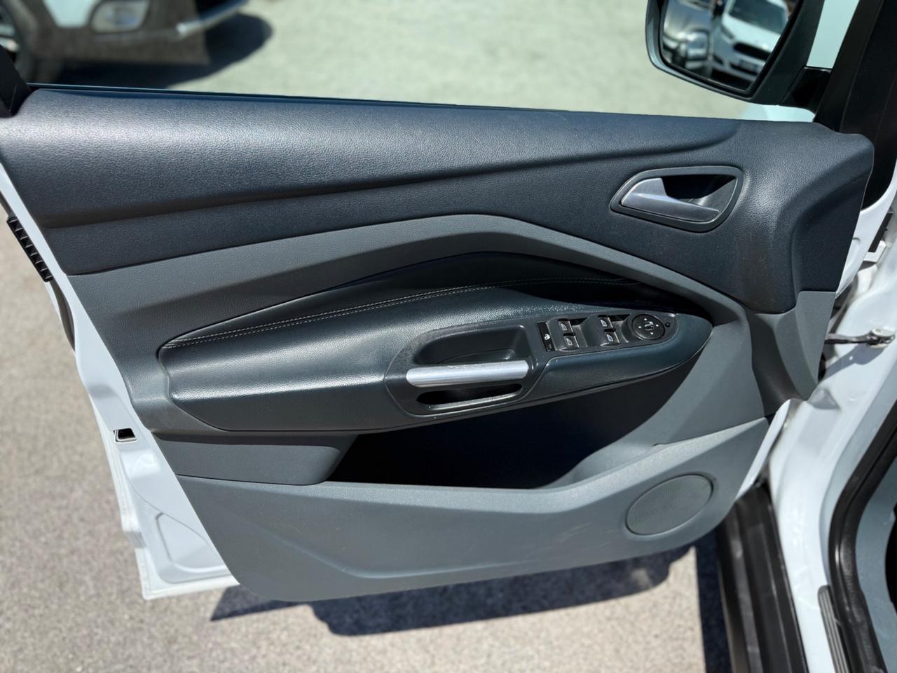 Ford C-Max 2.0 TDCi 163CV Powershift Titanium