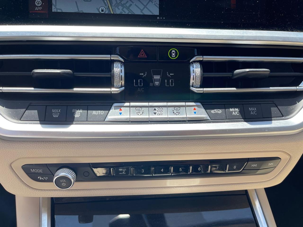 Bmw 320 i Luxury #11281