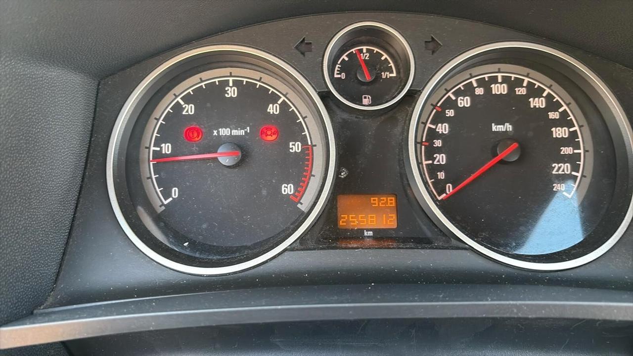 Opel Zafira II 2005 1.9 cdti 120cv