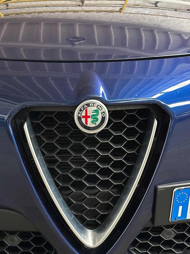 ALFA ROMEO Stelvio 2.0 Turbo 200 CV AT8 Q4 Super