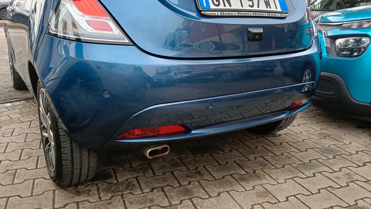 LANCIA YPSILON 1.0 HYBRID-GARANZIA FULL
