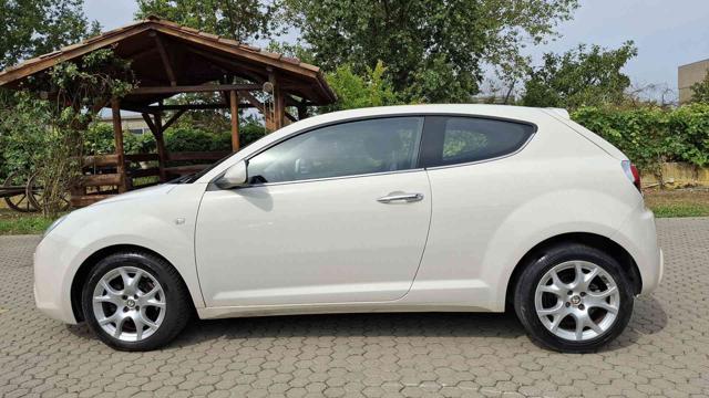ALFA ROMEO MiTo 1.3 JTDm-2 S&S Distinctive Sport Pack