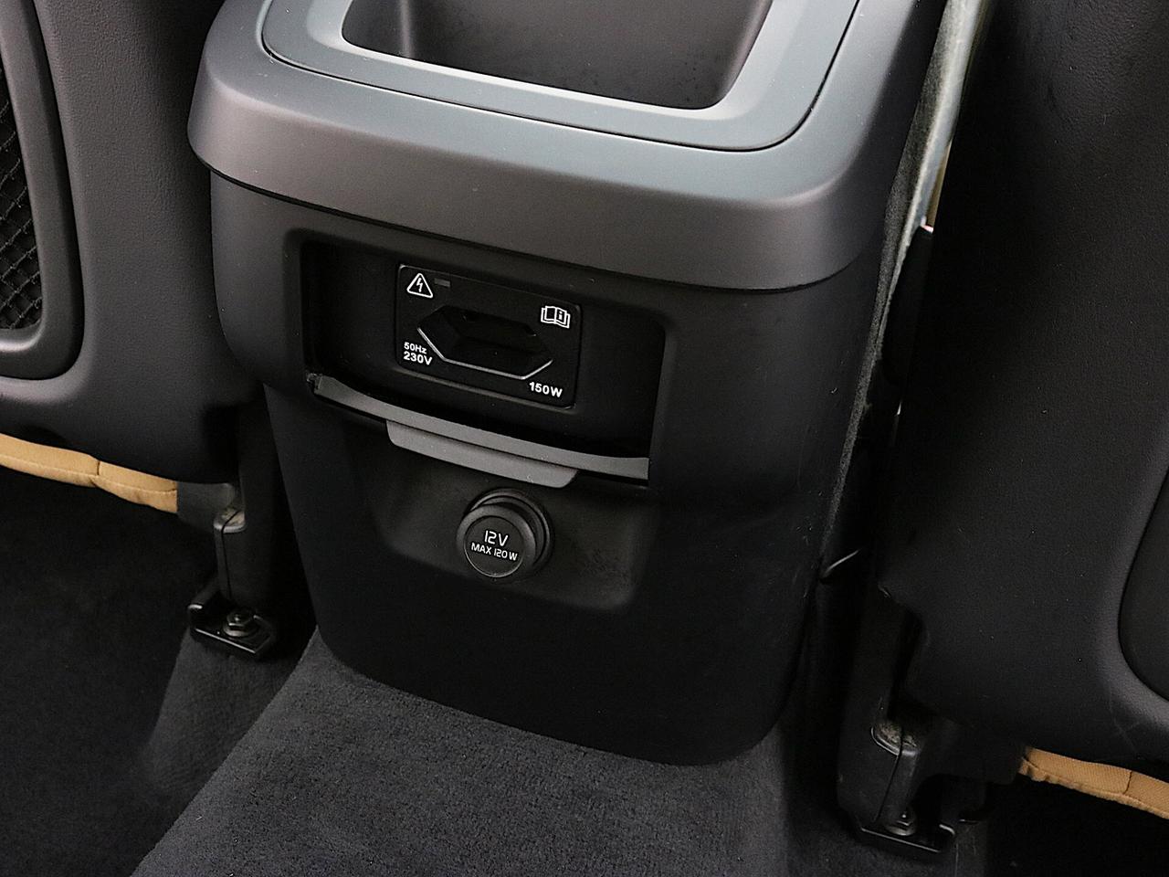 Volvo XC60 B4 AWD Inscription TETTO APRIBILE