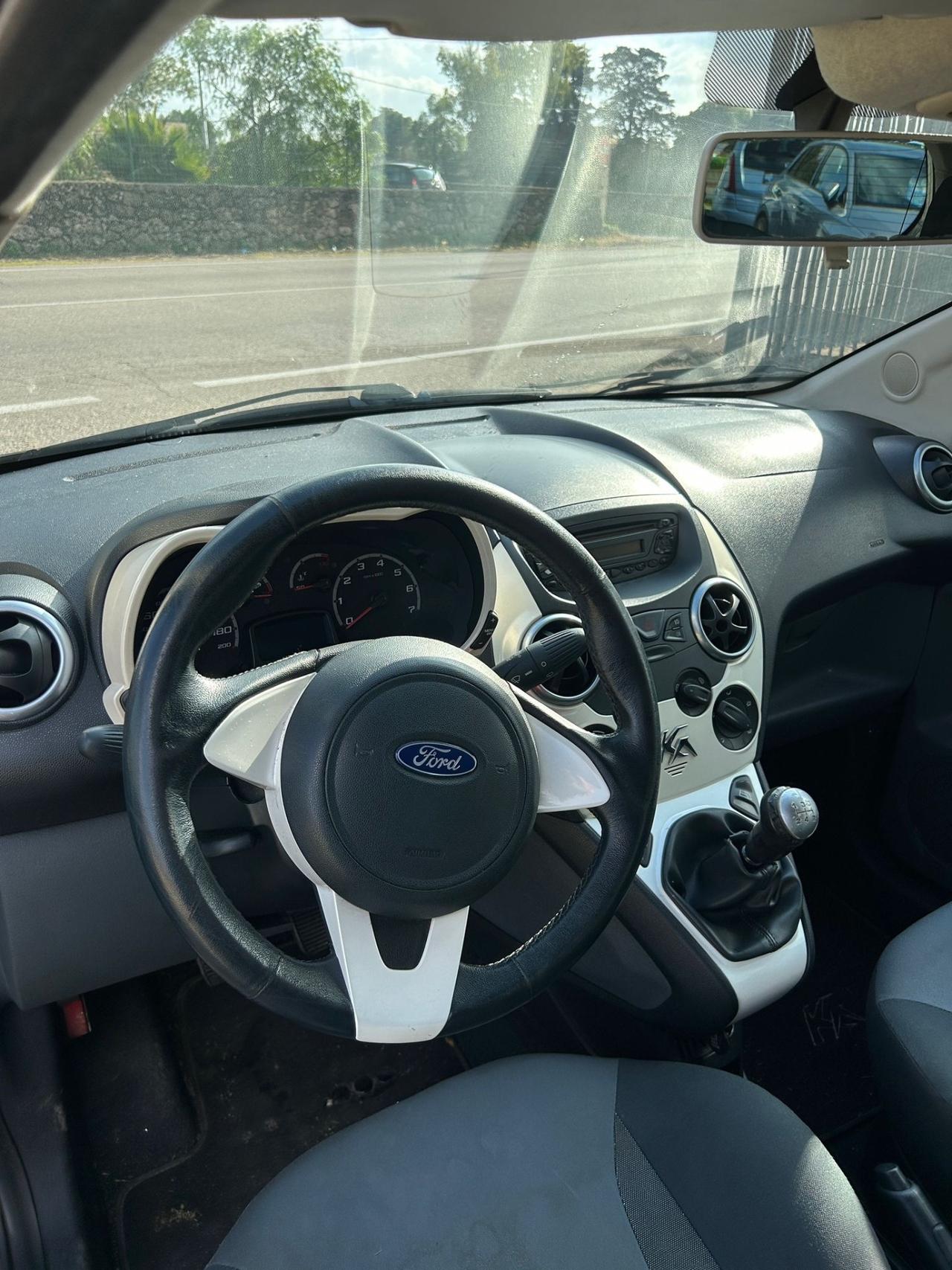 Ford Ka 1.2 8V 69CV-2010