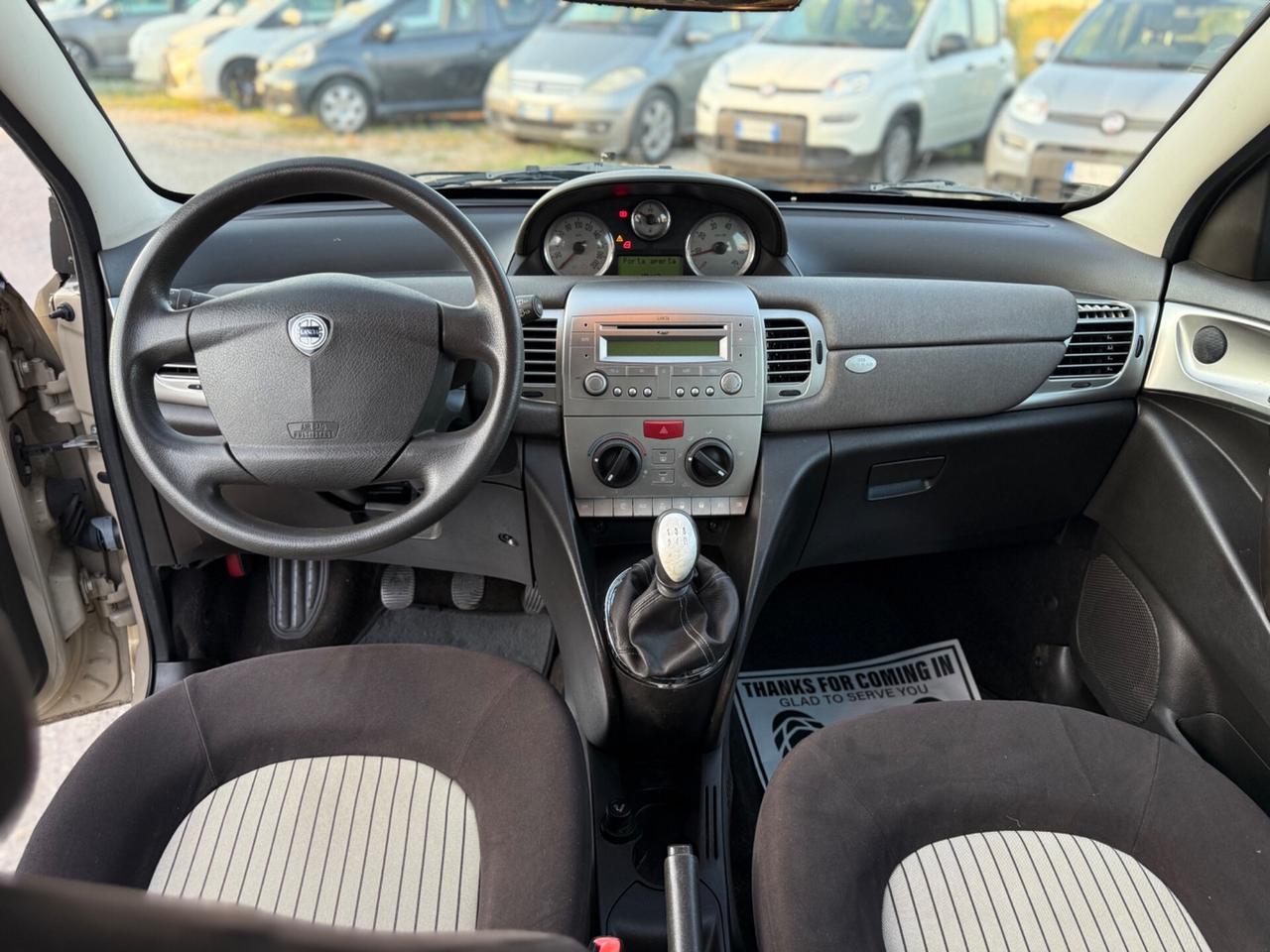 Lancia Ypsilon 1.4 Oro NEOPATENTATI