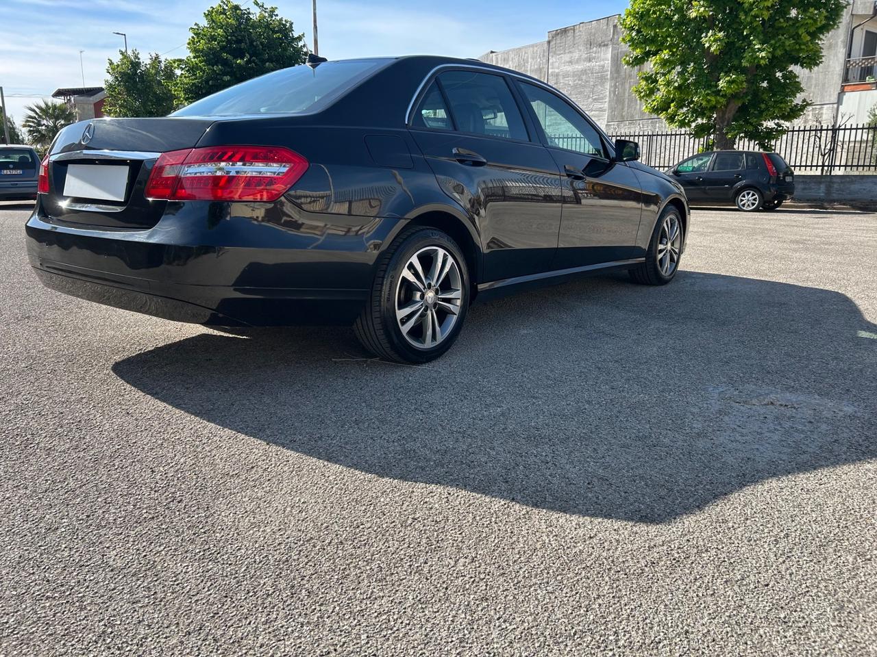Mercedes-benz E 200 CDI Premium