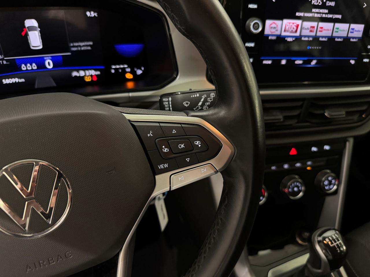 VOLKSWAGEN T-Roc 2022 1.0 tsi Life 110cv