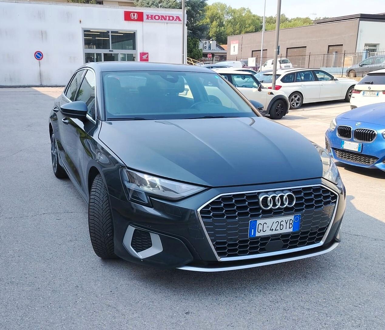 Audi A3 SPB 35 TDI S tronic - 36 MESI GAR. Km Illimit. + ASS. STRAD. ITA/EUR