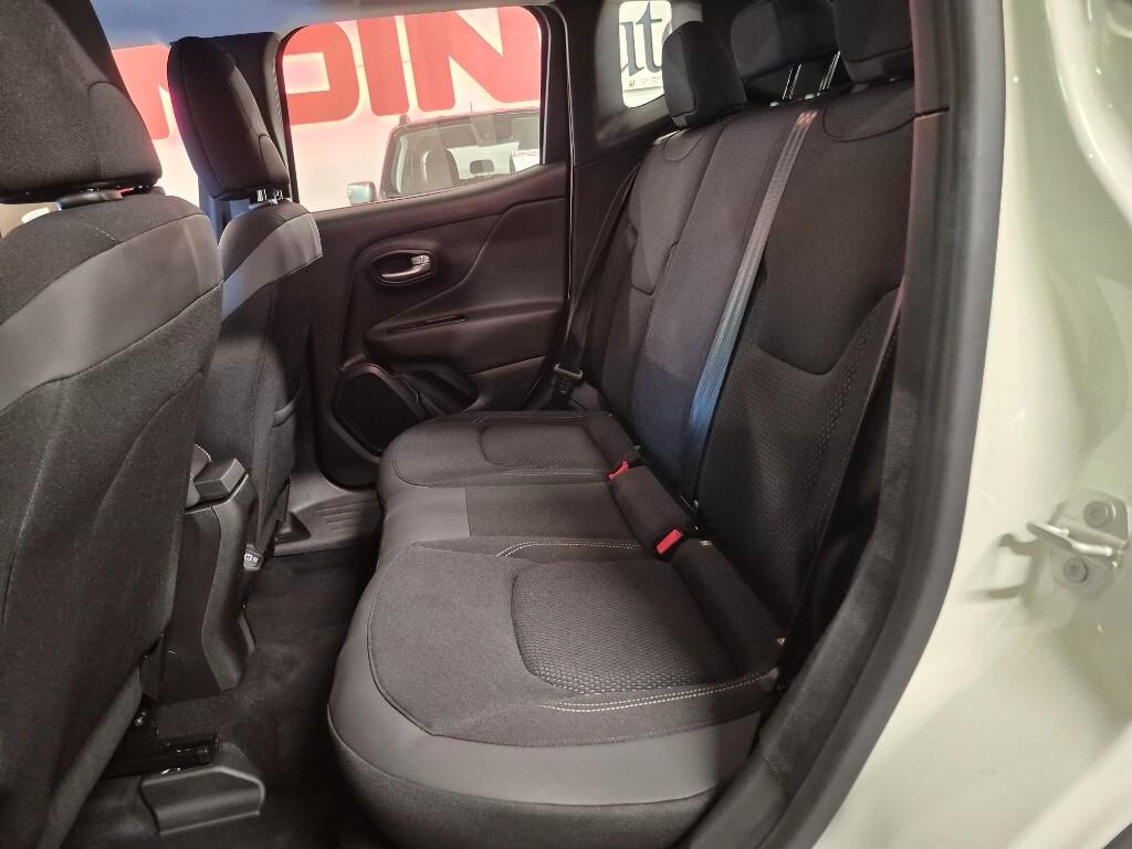 Jeep Renegade 1.5 Turbo T4 MHEV Summit