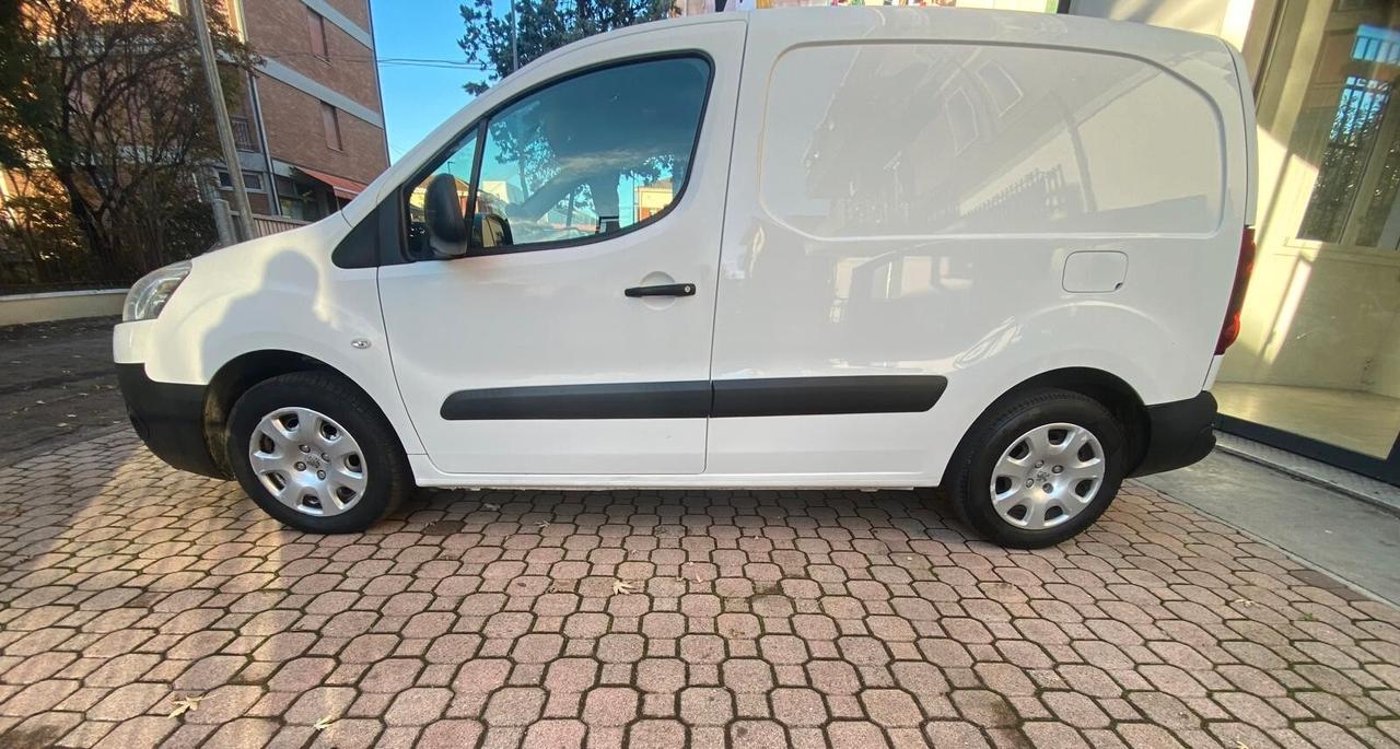 Peugeot Partener 1.5 75Cv 124.000KM AUTOCARRO