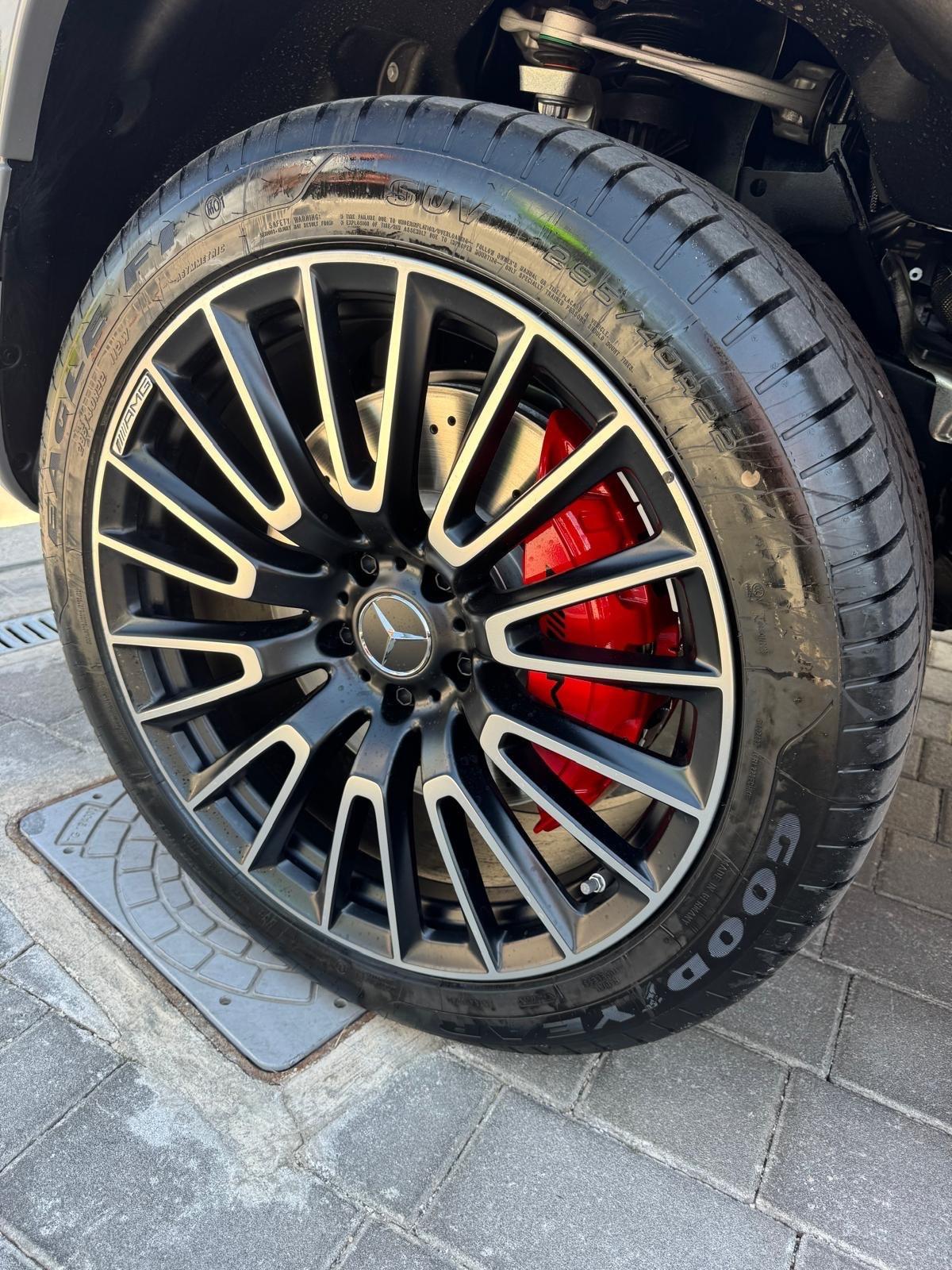 Mercedes-benz G Mercedes G63 AMG 4.0 V8 PREMIUM PLUS