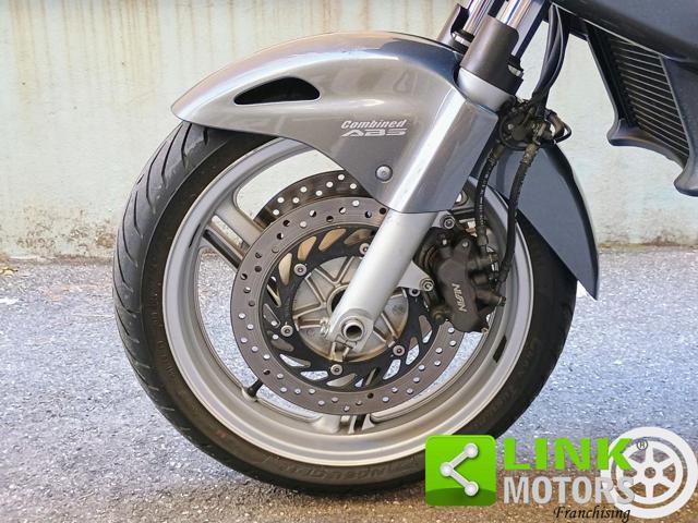 HONDA Deauville 700 Montesa NT 700