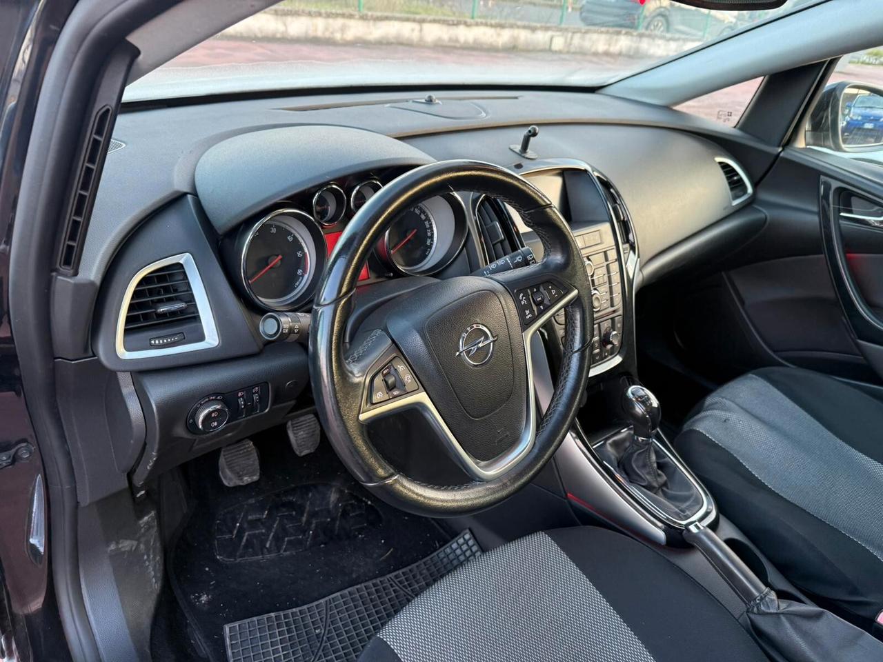 Opel Astra 1.6 CDTI Sports Tourer Cosmo euro6 navi