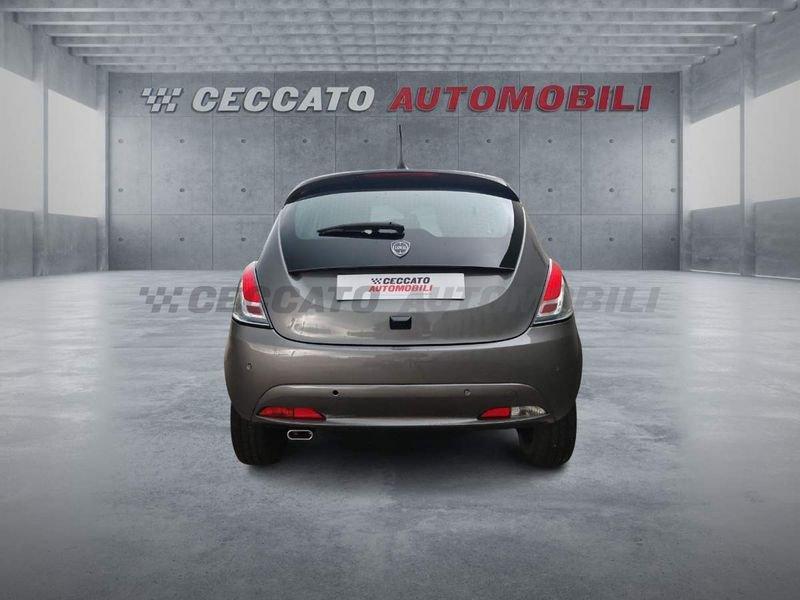 Lancia Ypsilon Ypsilon 1.0 firefly hybrid Platino s&s 70cv