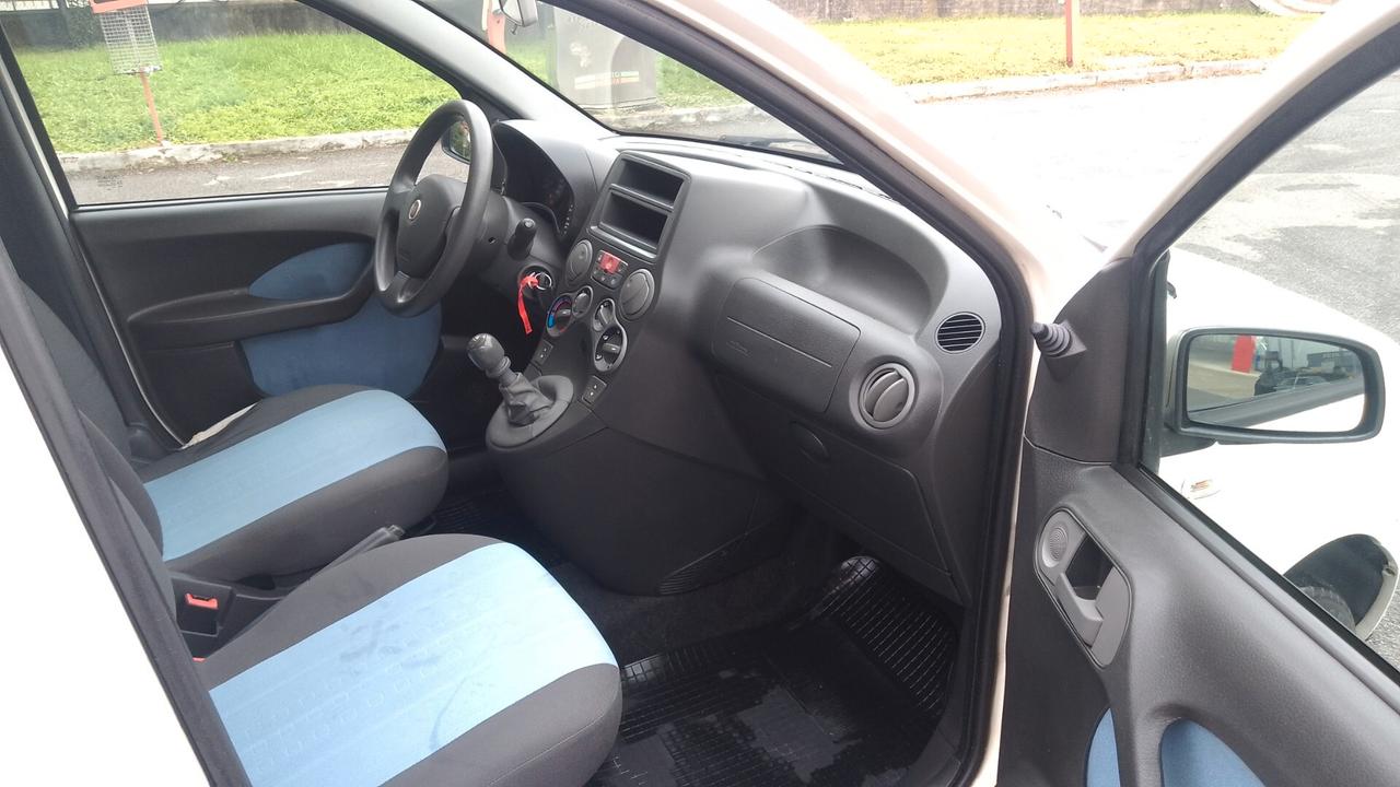 Fiat Panda 1.2 BZ metano 68milakm neopatentati 09