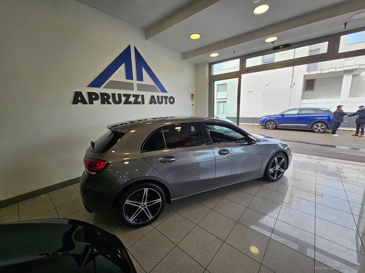 MERCEDES-BENZ A 200 d Automatic Sport