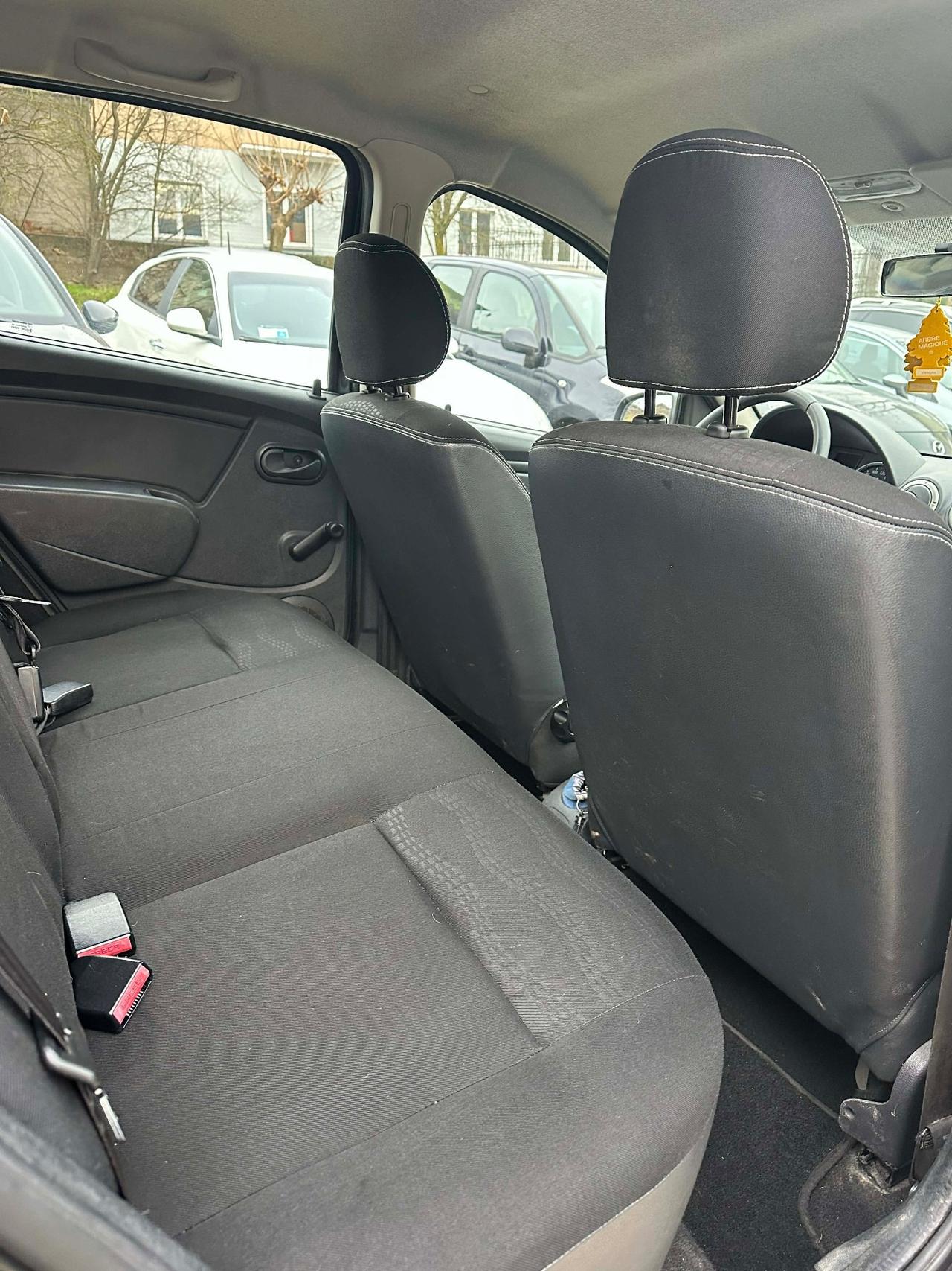 Dacia SANDERO STEPWAY 1.6 8V GPL 85CV NEOPAT KMCERT GARANZ