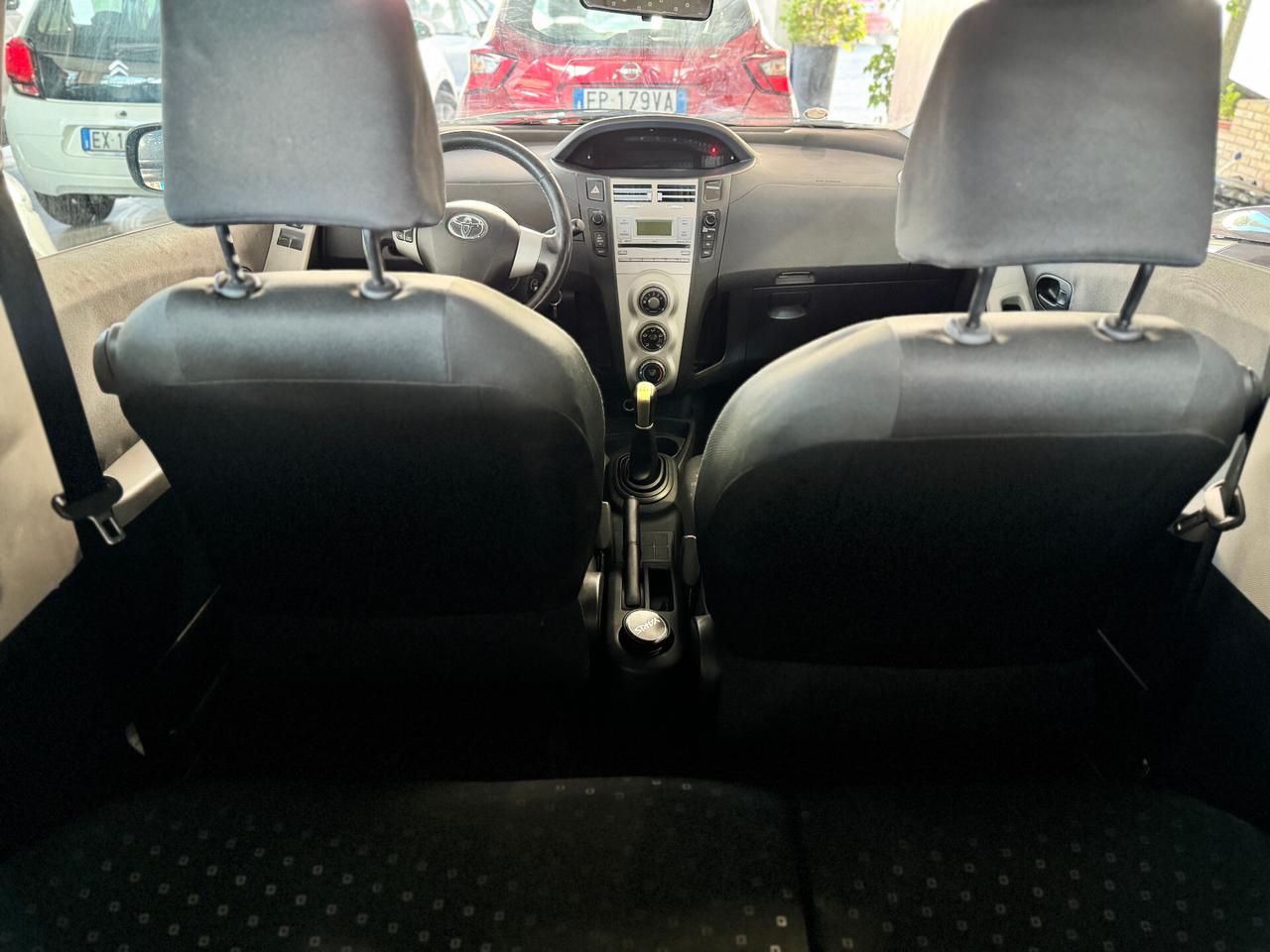 Toyota Yaris 1.0 3 porte Sol