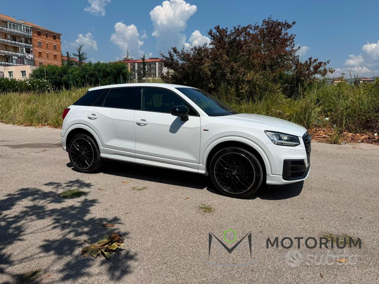 Audi Q2 30 1.6 tdi Identity Black s-tronic my20
