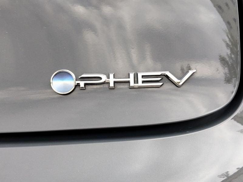 Toyota Prius Plug-in Hybrid Lounge