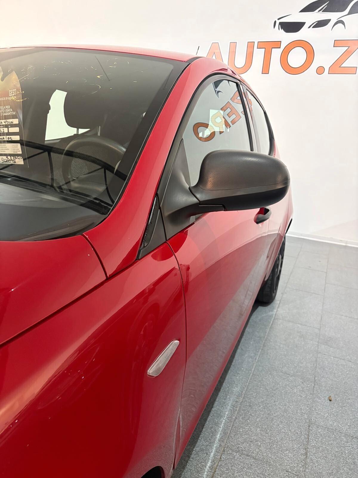 Lancia Ypsilon 1.2 69 CV 5 porte GPL Ecochic Gold