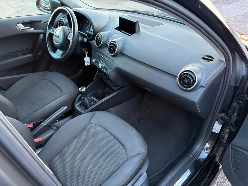 Audi A1 Sportback 1.0 tfsi Sport 82cv S LINE