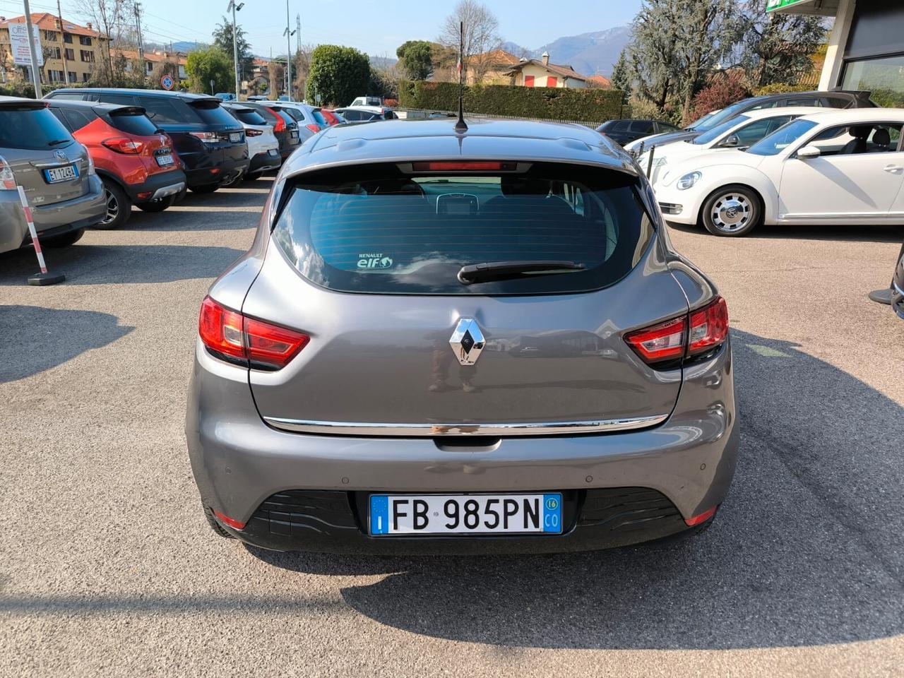 Renault Clio 1.2 75 CV 5 porte Duel *neopatentati*full optional*