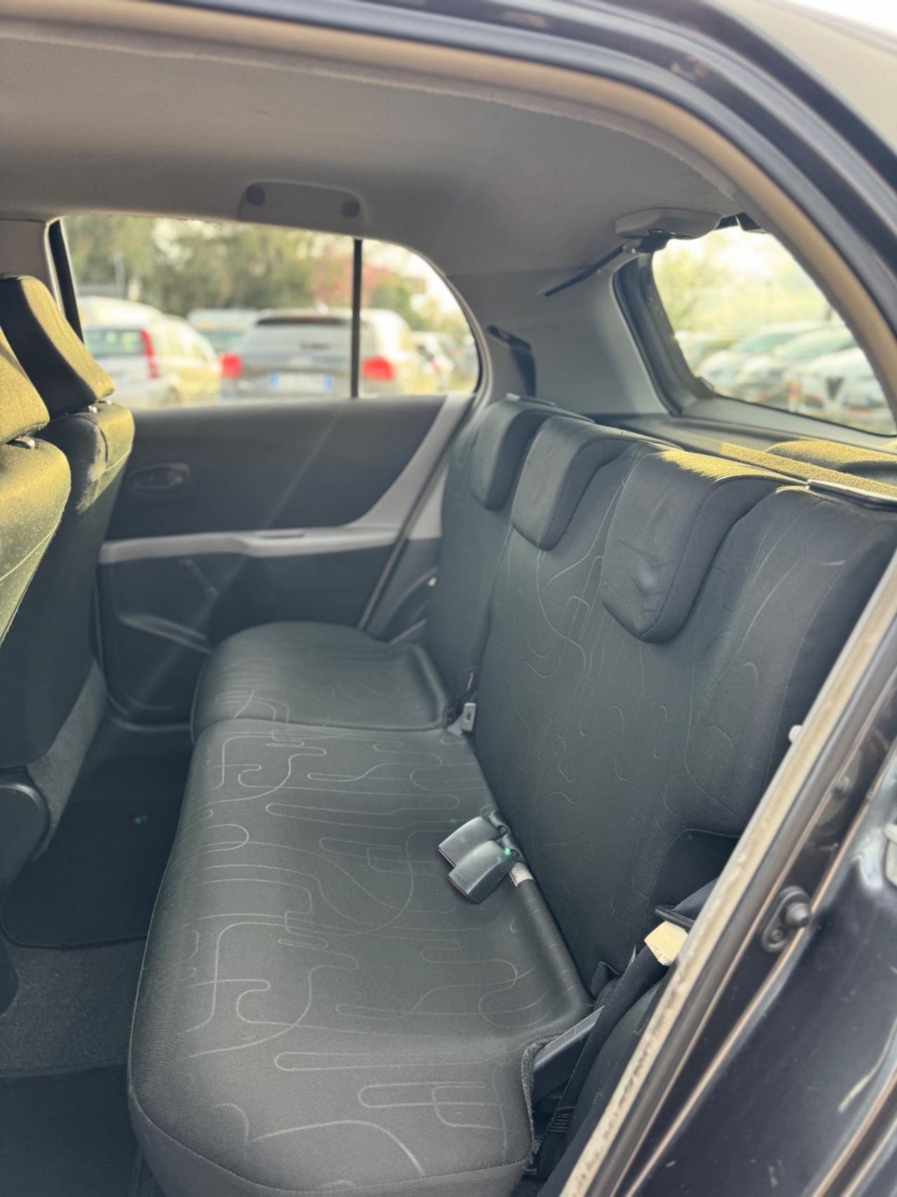 Toyota Yaris 1.0 5 porte