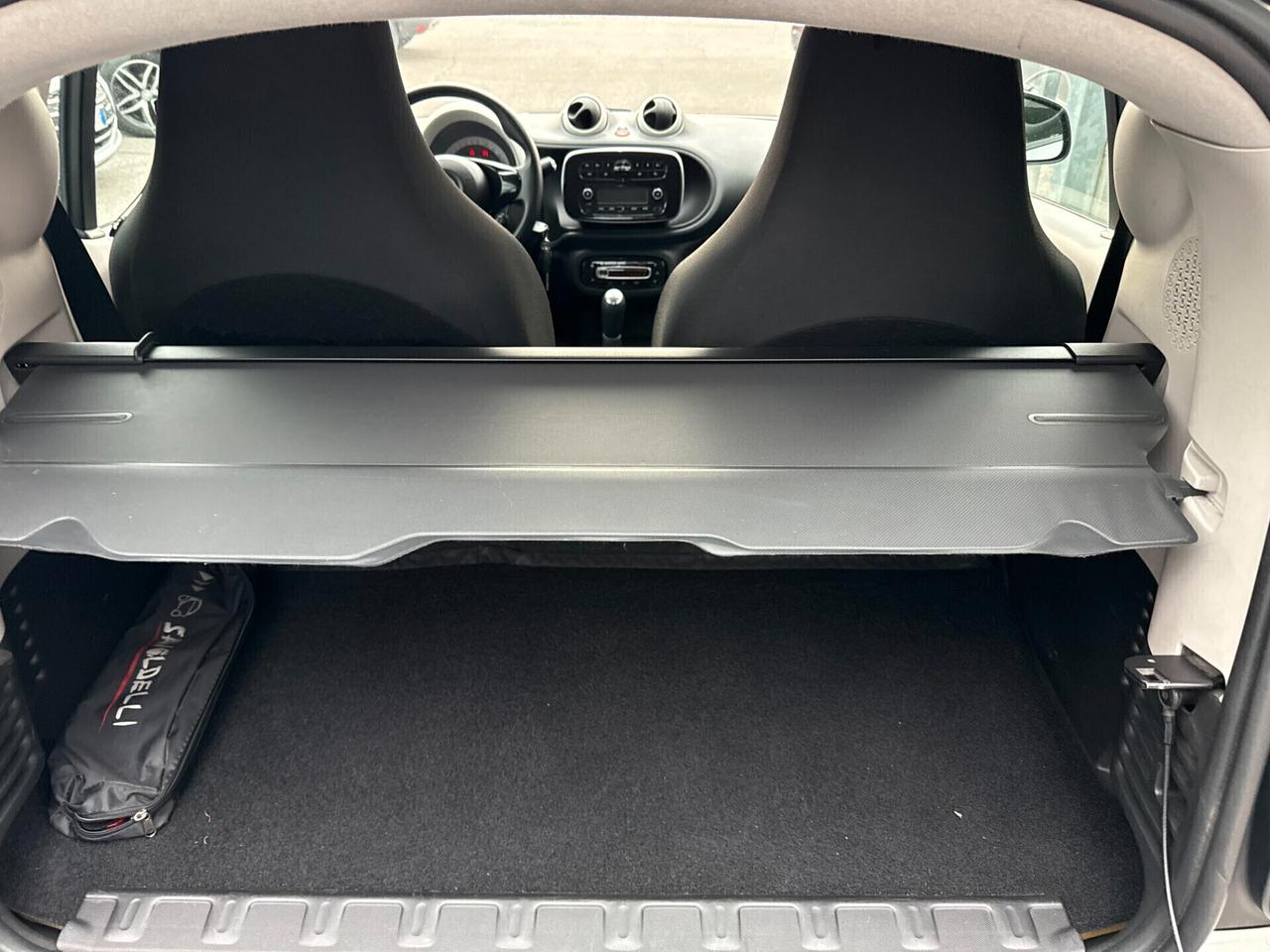 smart forTwo 1.0 71cv NEOPATENTATI