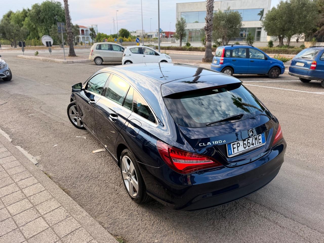 Mercedes-benz CLA 180 d S.W. Sport