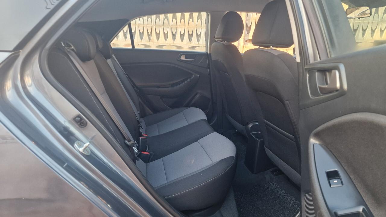 Hyundai i20 1.2 84 CV 5 porte Comfort