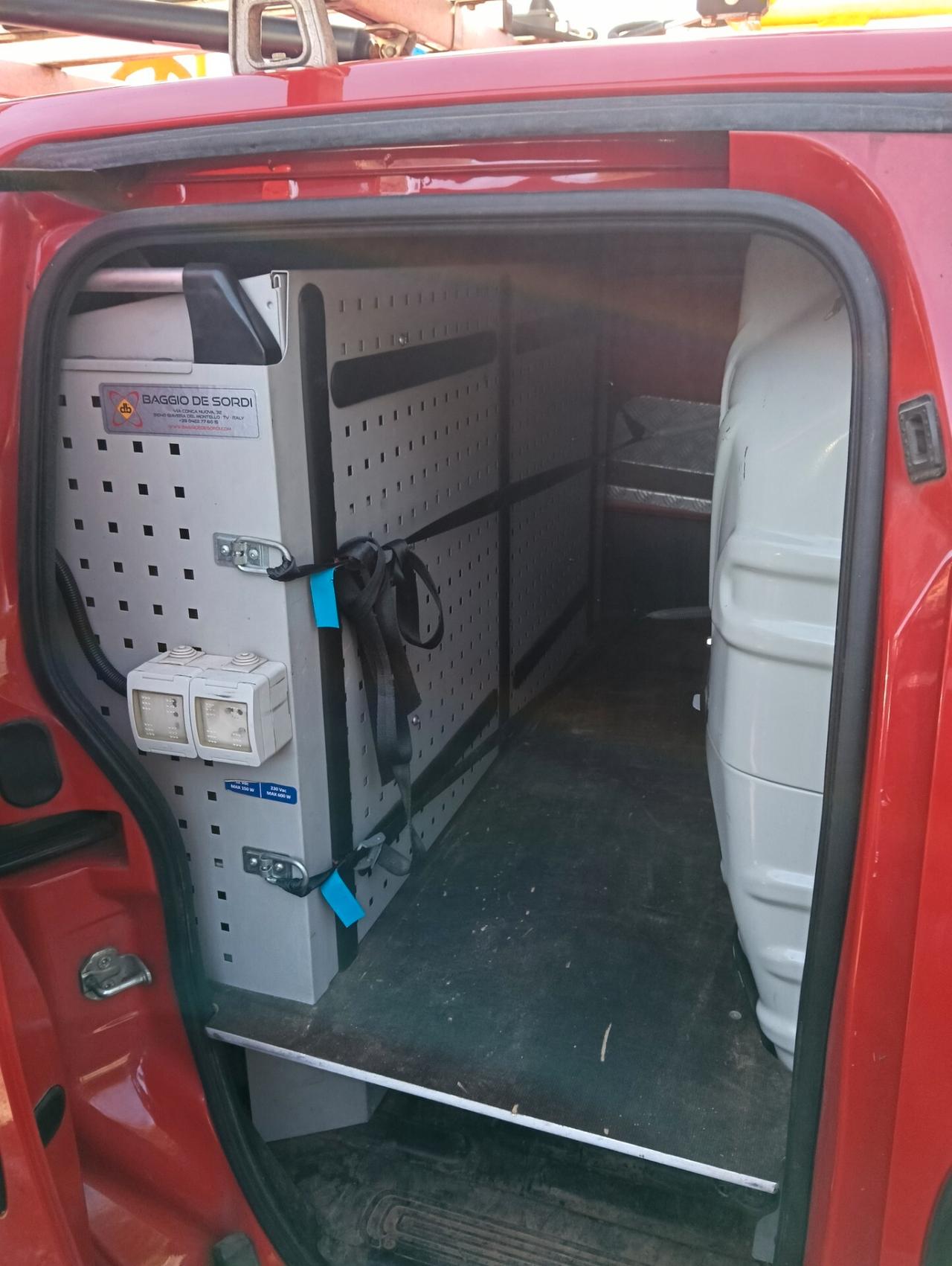 Fiat Fiorino 1.3 MJT 75CV Furgone Adventure E5+