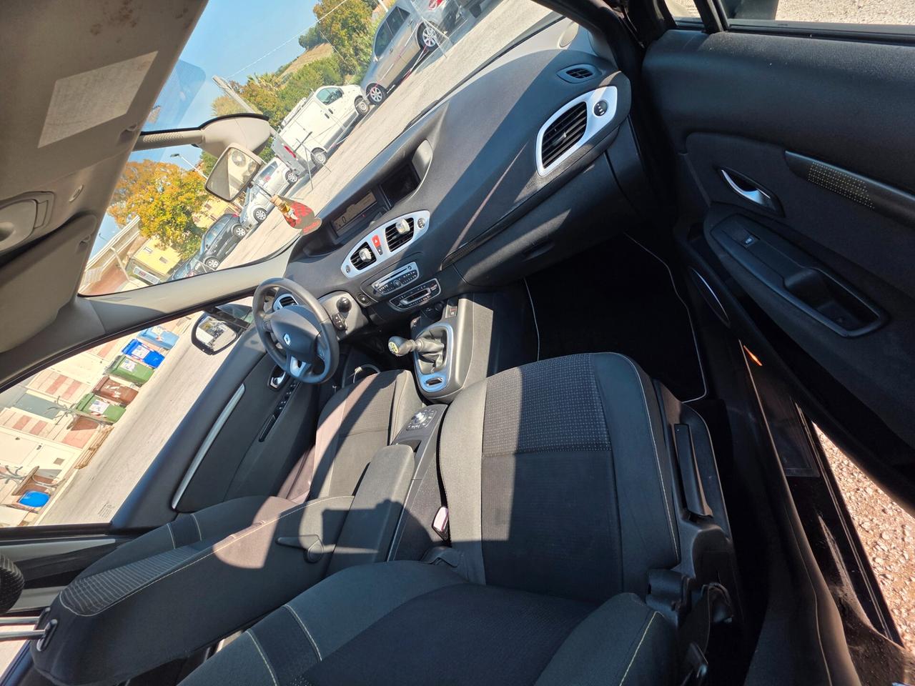 Renault Scenic Scénic X-Mod 1.5 dCi 110CV Luxe