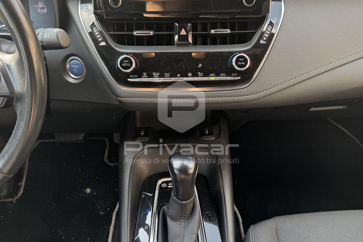 TOYOTA Corolla 1.8 Hybrid Business